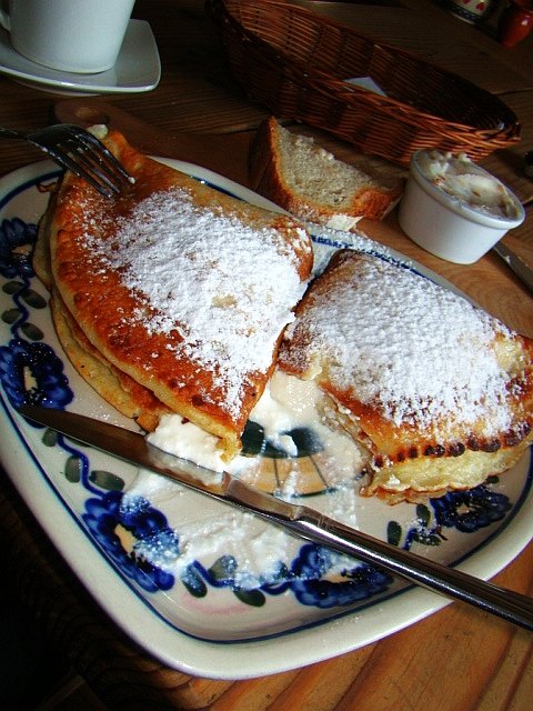 Pancake with sweet quark cheese, by Silar 2010 02